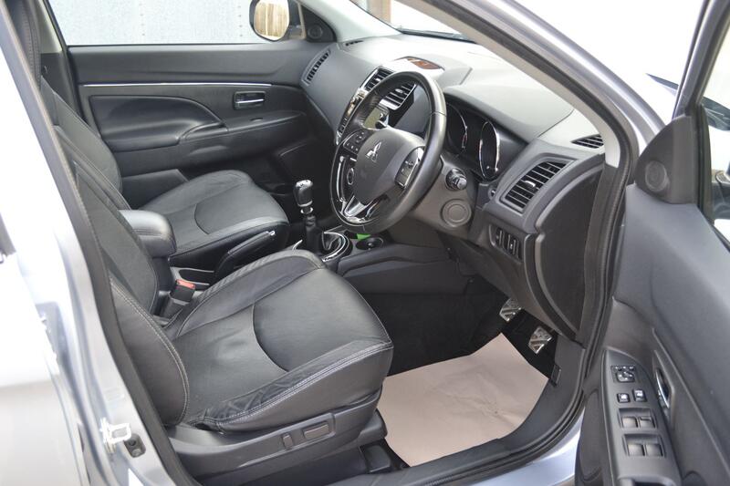 MITSUBISHI ASX