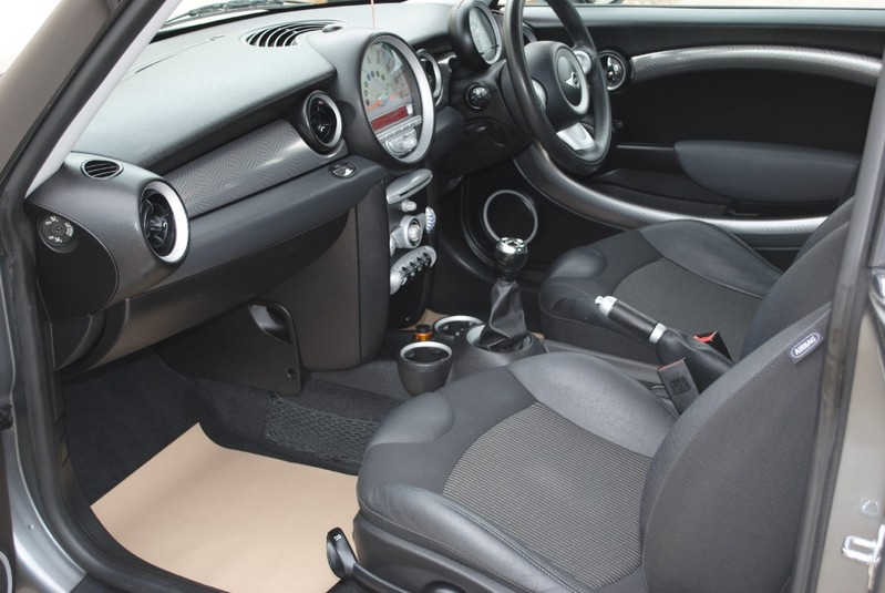MINI HATCH COOPER S