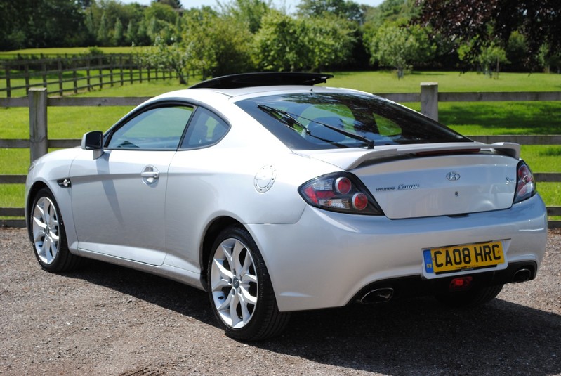 HYUNDAI COUPE