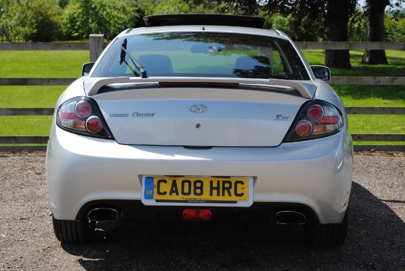 HYUNDAI COUPE