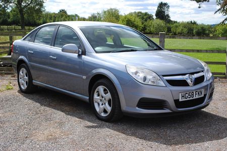 VAUXHALL VECTRA VVT EXCLUSIV