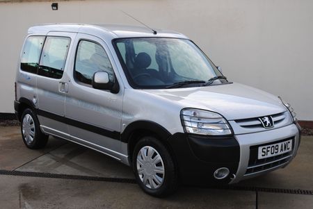 PEUGEOT PARTNER ++++SOLD++++ 1.6 HDI COMBI ESCAPADE WHEELCHAIR ACCESS VEHICLE. WAV