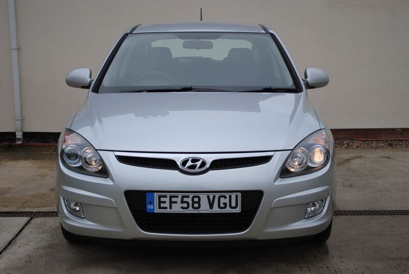 HYUNDAI I30