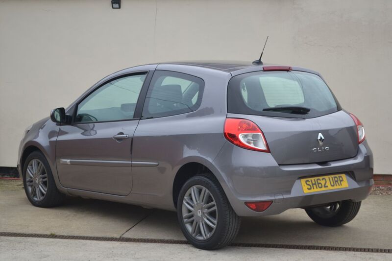 RENAULT CLIO