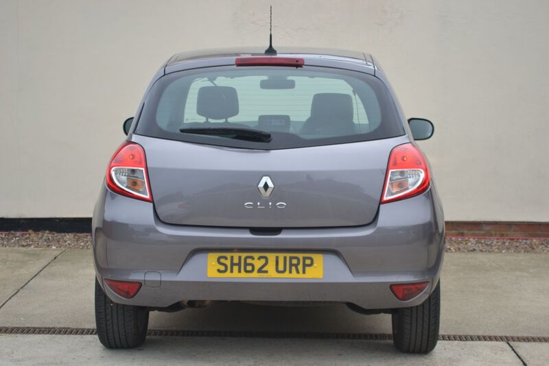 RENAULT CLIO