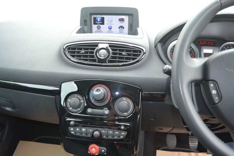 RENAULT CLIO