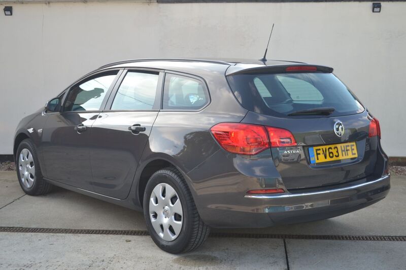 VAUXHALL ASTRA