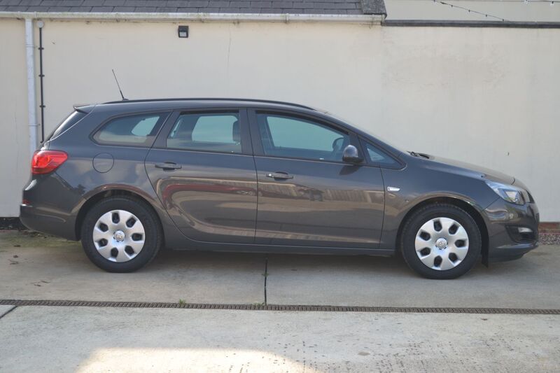 VAUXHALL ASTRA
