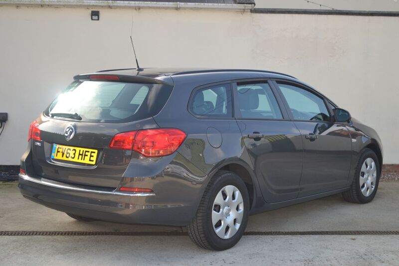 VAUXHALL ASTRA