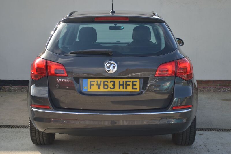 VAUXHALL ASTRA