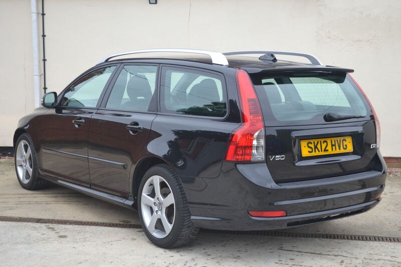 VOLVO V50