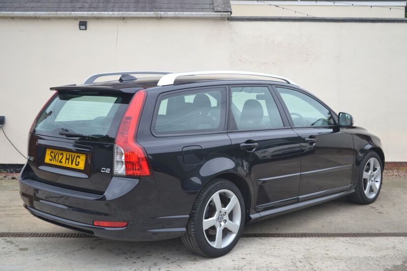 VOLVO V50