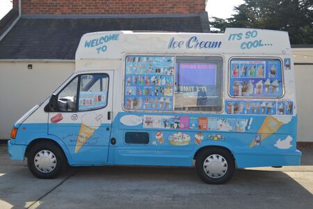 FORD TRANSIT 80 70PS ICE CREAM VAN