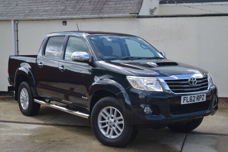 TOYOTA HILUX 3.0 INVINCIBLE 4X4 D-4D DCB, ++++SOLD++++