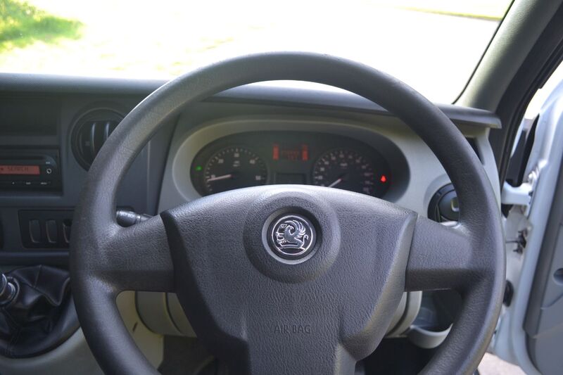 VAUXHALL MOVANO