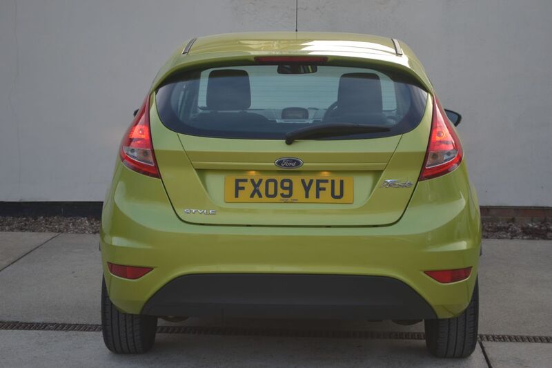 FORD FIESTA
